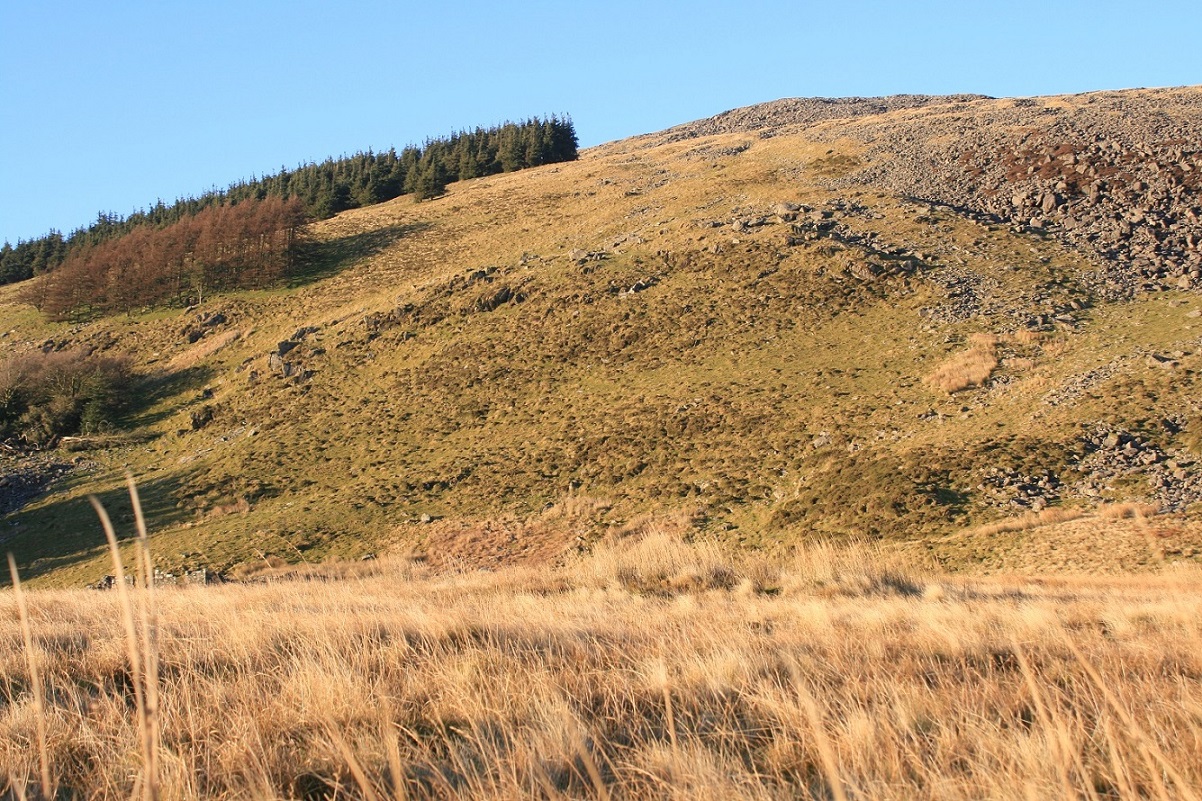 Pont Scethin Double Cairn