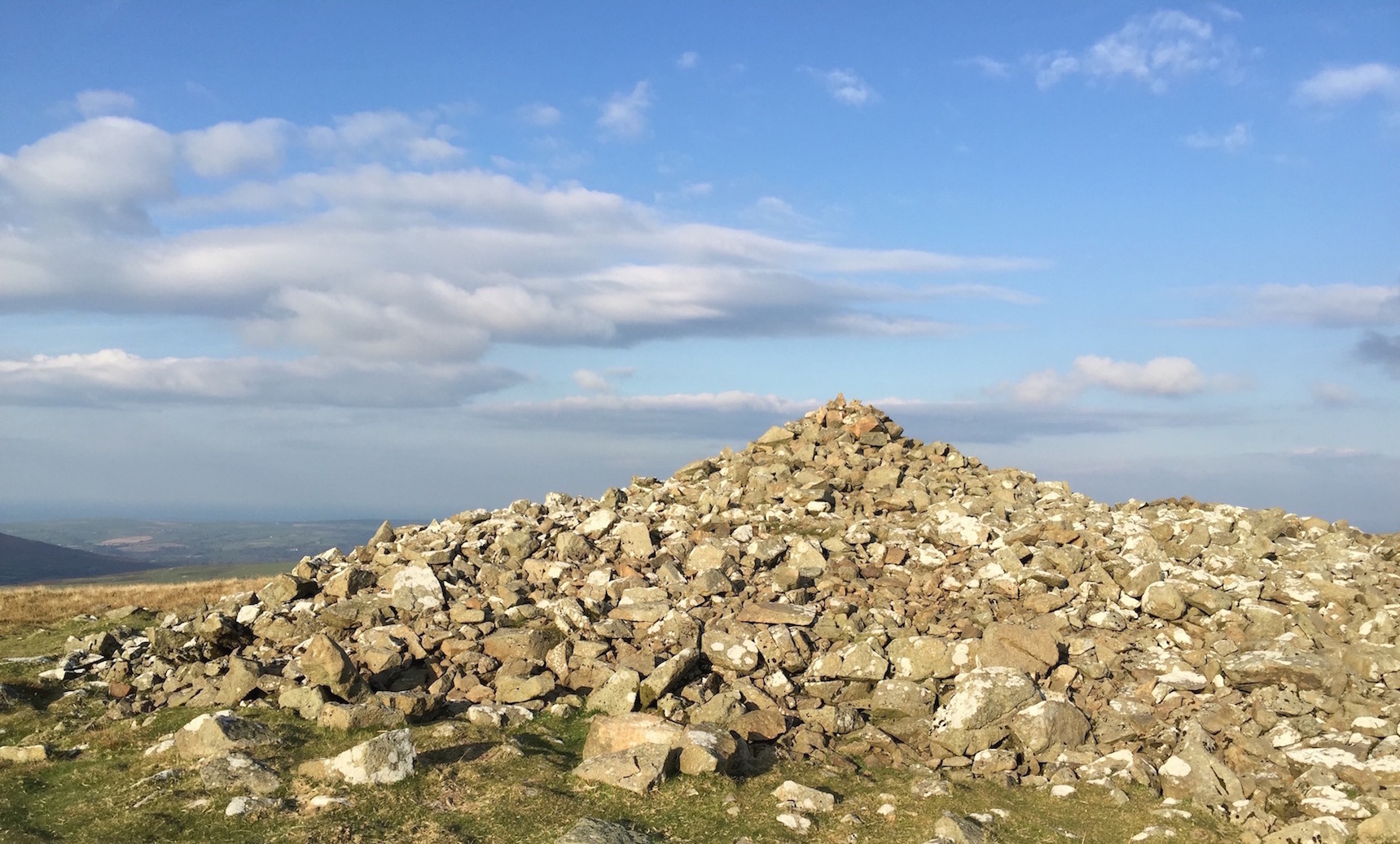 Click for full size image of Foel Eryr Cairn (PID:144188) Foel Eryr Cairn