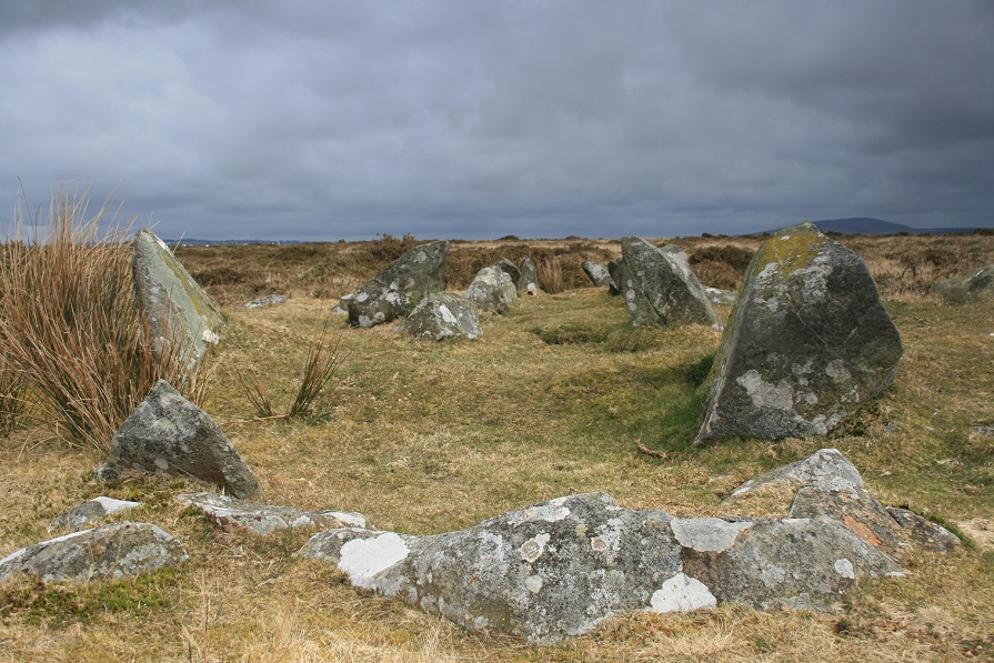 Click for full size image of Bedd yr Afanc (PID:117849) Bedd yr Afanc