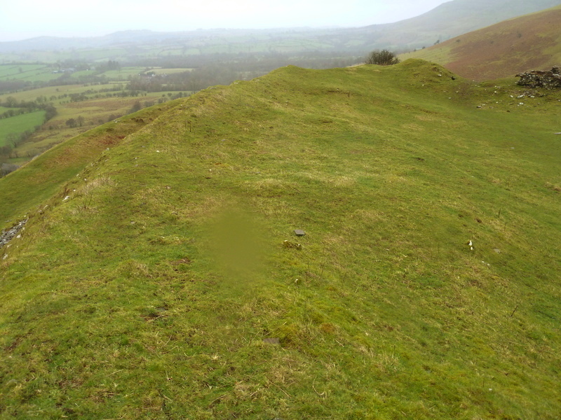 Click for full size image of Castell Dinas (PID:147795) Castell Dinas