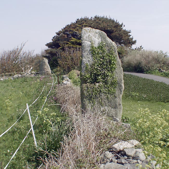 Click for the gallery page to add comments and vote (PID:10726) La Longue Pierre and Le Crocq