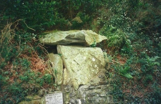 Click for the gallery page to add comments and vote (PID:126690) Giant's grave (St John's)
