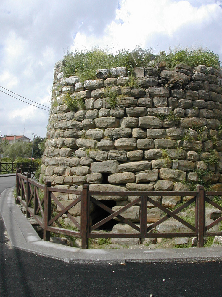 Nuraxi di Siurgus Nuraghe