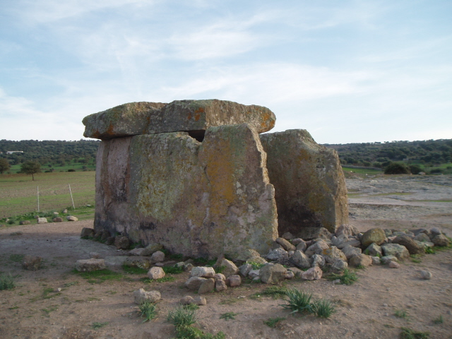 Sa Coveccada Dolmen