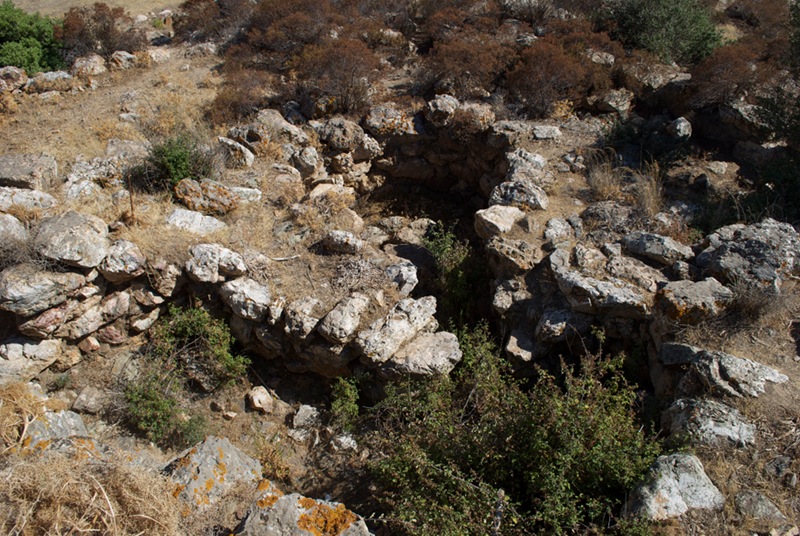 Click for full size image of S'Omu 'e s'Orku Nuraghe (PID:92572) S'Omu 'e s'Orku Nuraghe
