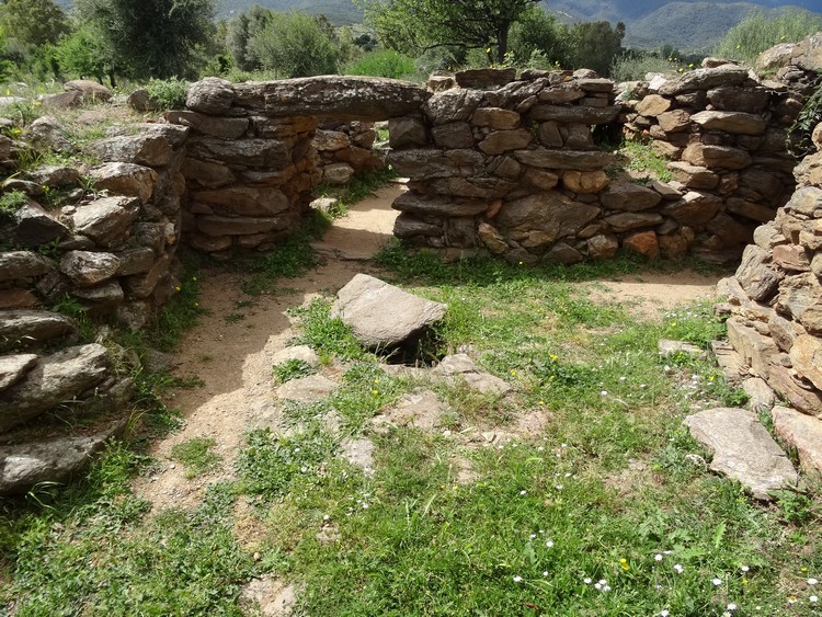 San Pietro Nuraghe (Torpe)