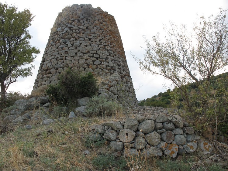 Madrone Nuraghe