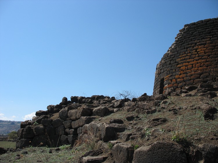 Oes Nuraghe