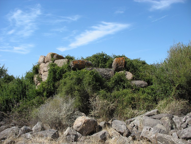 Sos Isconcados Nuraghe