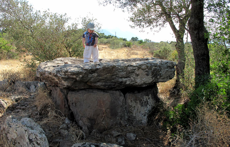 Motorra Dolmen