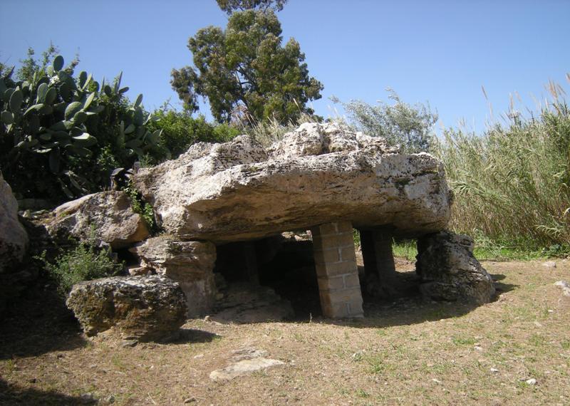 Dolmen di Avola 