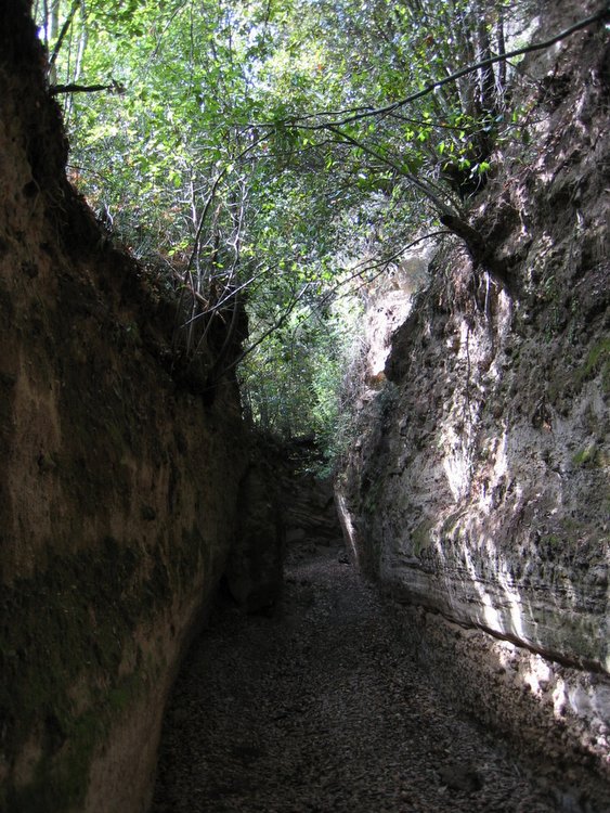 Click for full size image of Via Cava di Poggio Prisca (PID:63000) Via Cava di Poggio Prisca