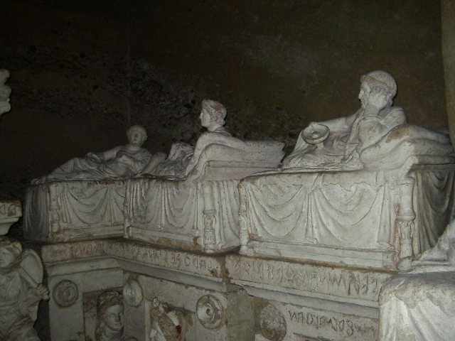 Click for full size image of The Hypogeum of the Volumni (PID:30428) The Hypogeum of the Volumni