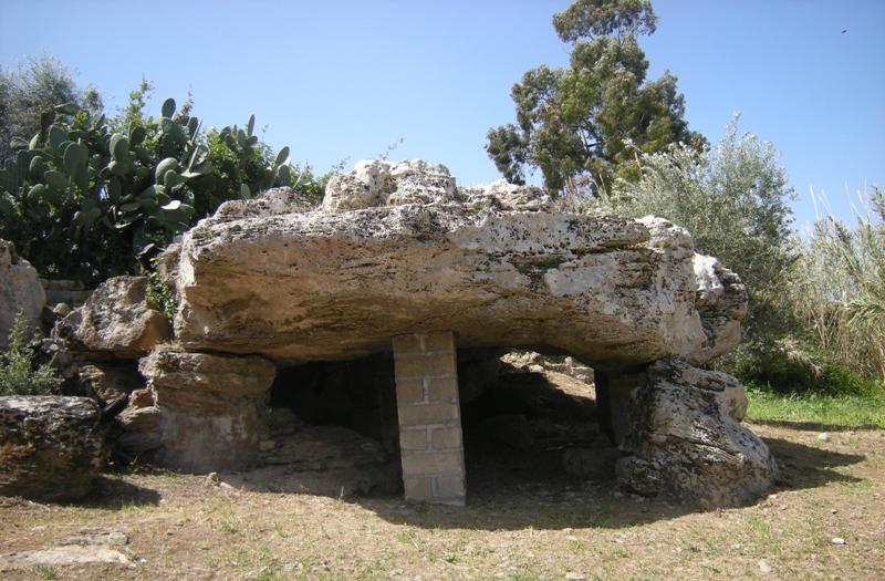 Dolmen di Avola 