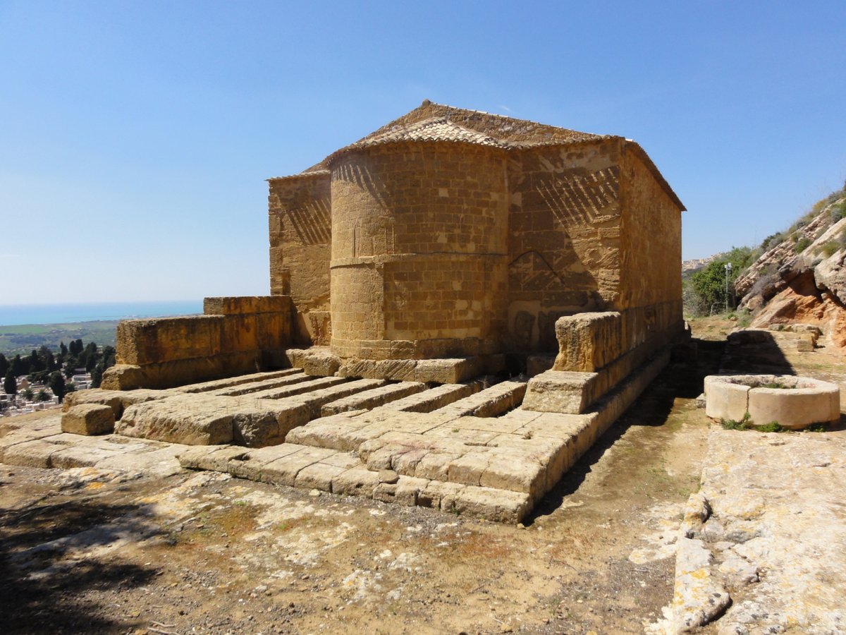 Temple of Demeter Ancient Temple : The Megalithic Portal and Megalith Map: