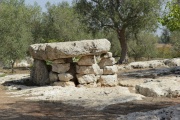 Scusi Dolmen