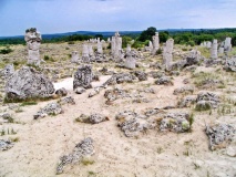 Pobiti Kamani