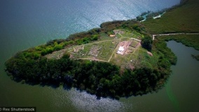 Durankulak Neolithic Lake Settlement and Cemetery