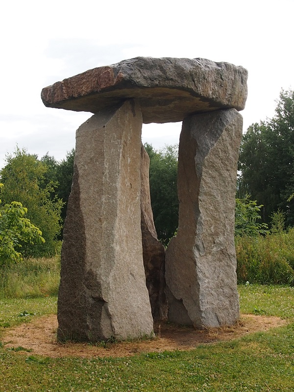 Holasovice Stone Circle