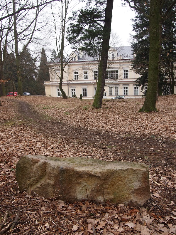 Dalovice Stone Cross