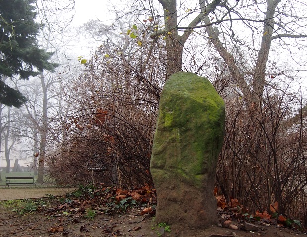 Menhir in Karlach Park