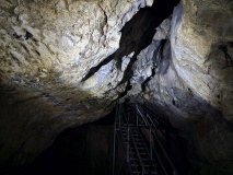 Výpustek Cave
