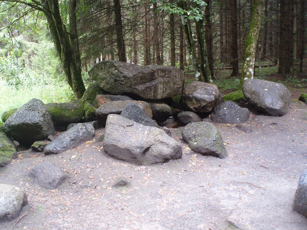 Lopaičiai Dolmen (PID:264237) Lopaičiai Dolmen
