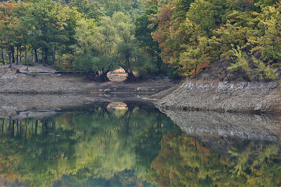 Borsko Jezero Bronze Age Necropolis