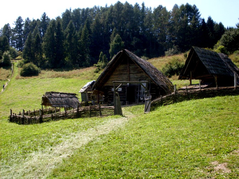 Archeoskanzen Havránok