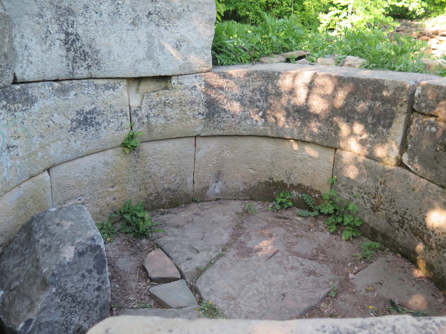 Click for the gallery page to add comments and vote (PID:149079) Zhane I Dolmen 2