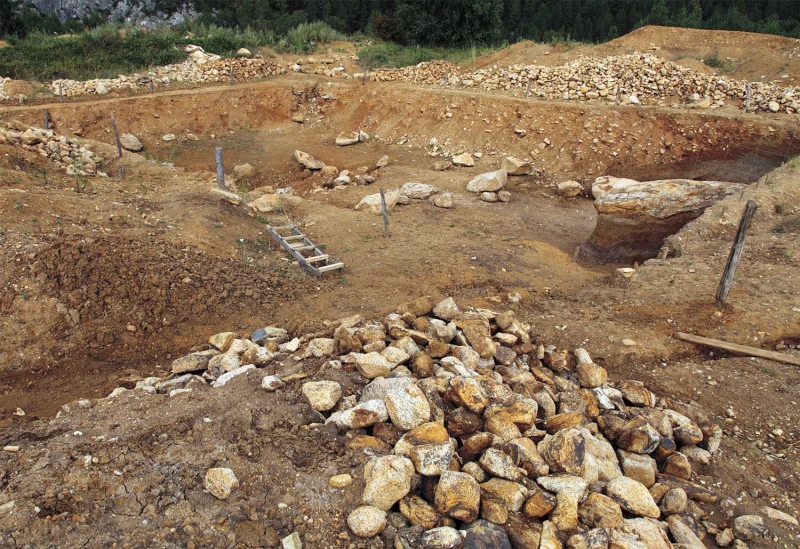 Karama - Paleolithic settlement