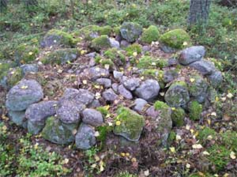 Click for full size image of Megaliths of Hogland Island (PID:157903) Megaliths of Hogland Island
