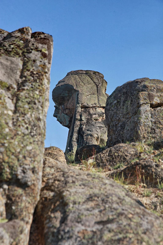 Fig 4: Altar and the first face of Great Goddess 
(Photo credit: Ljucho Ilievski)

