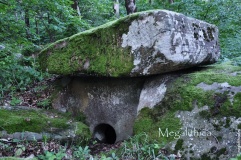 Dolmen Solо́niki ridge 1