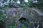 Semi-monolithic dolmen 7 Chukhukt River - PID:180409