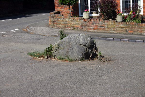 Click for the gallery page to add comments and vote (PID:16497) Soulbury Stone