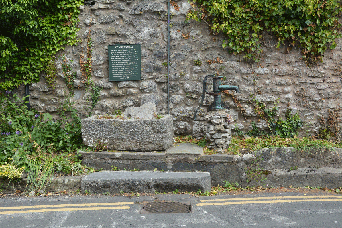 Click for the gallery page to add comments and vote (PID:243905) St Mary's Well (Heversham)