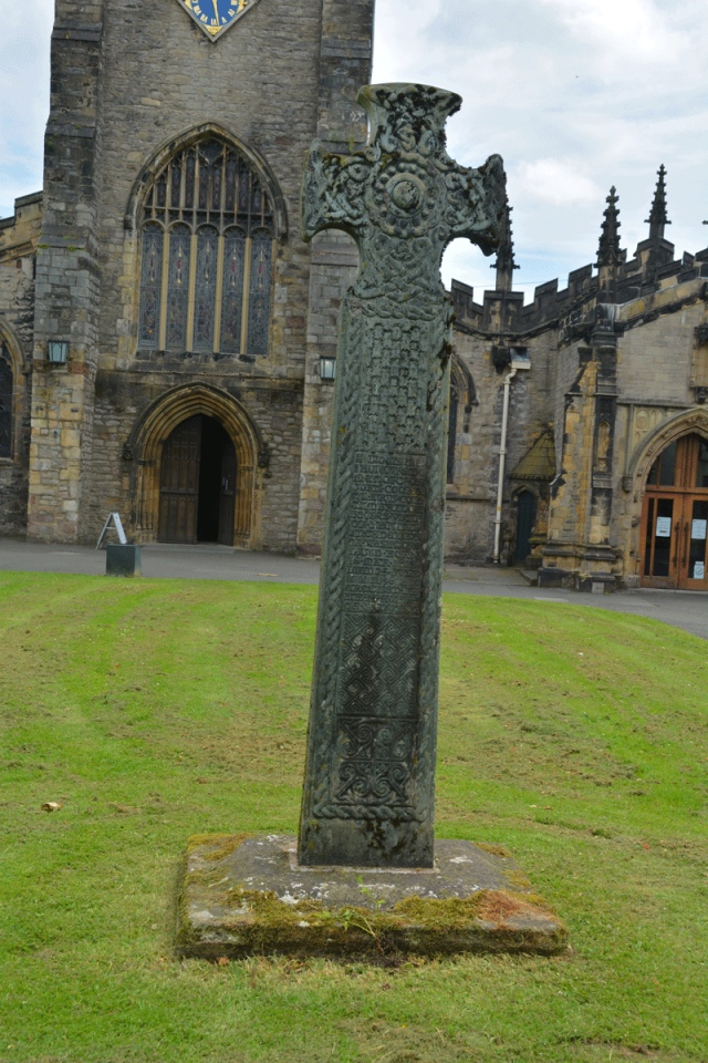 The Kendal Cross