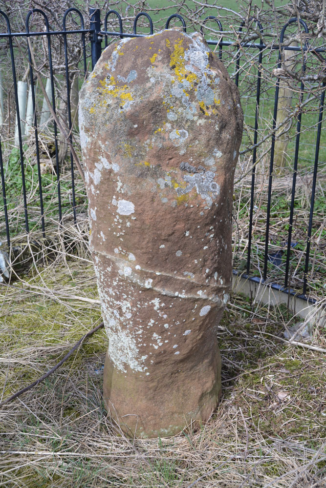 Click for the gallery page to add comments and vote (PID:179881) Roman Milestone (Temple Sowerby)