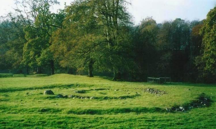 Click for the gallery page to add comments and vote (PID:128036) Leven's Park ringcairn