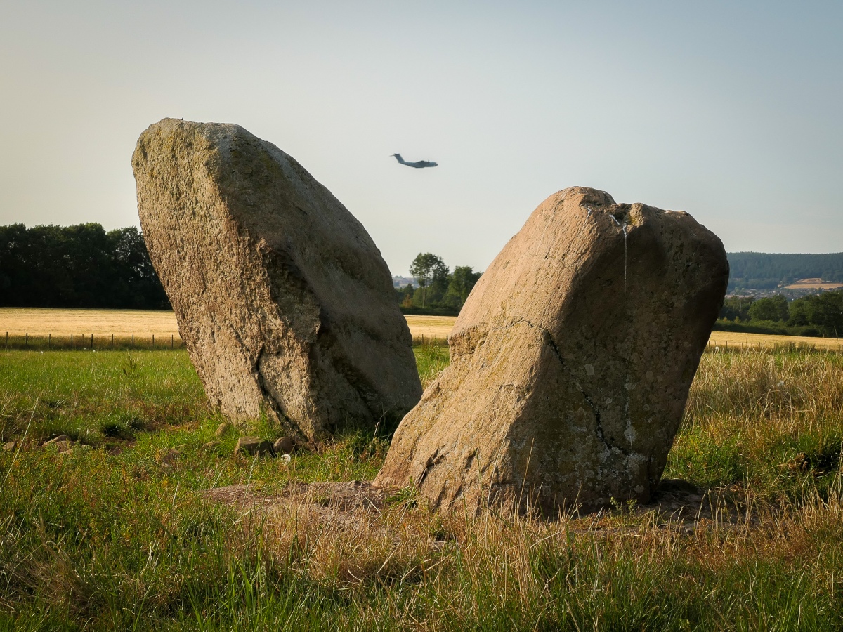 Click for the gallery page to add comments and vote (PID:307818) Clifton Stones