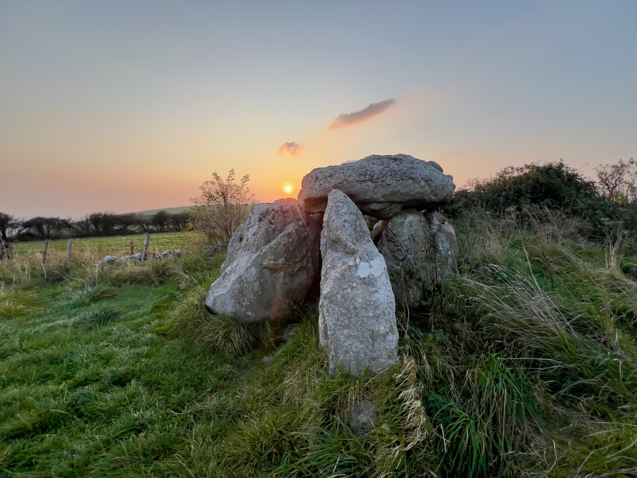 Click for the gallery page to add comments and vote (PID:283145) Hellstone