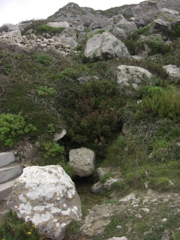 Jacob's Well along the West Weares from Chesil Cove, Portland, August 2011.