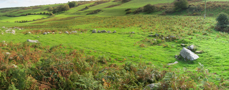 Possible large stone circle in the south-easterly section of the valley. Of course it could just be a random pattern but it does look conspicuously man-made. October 2010