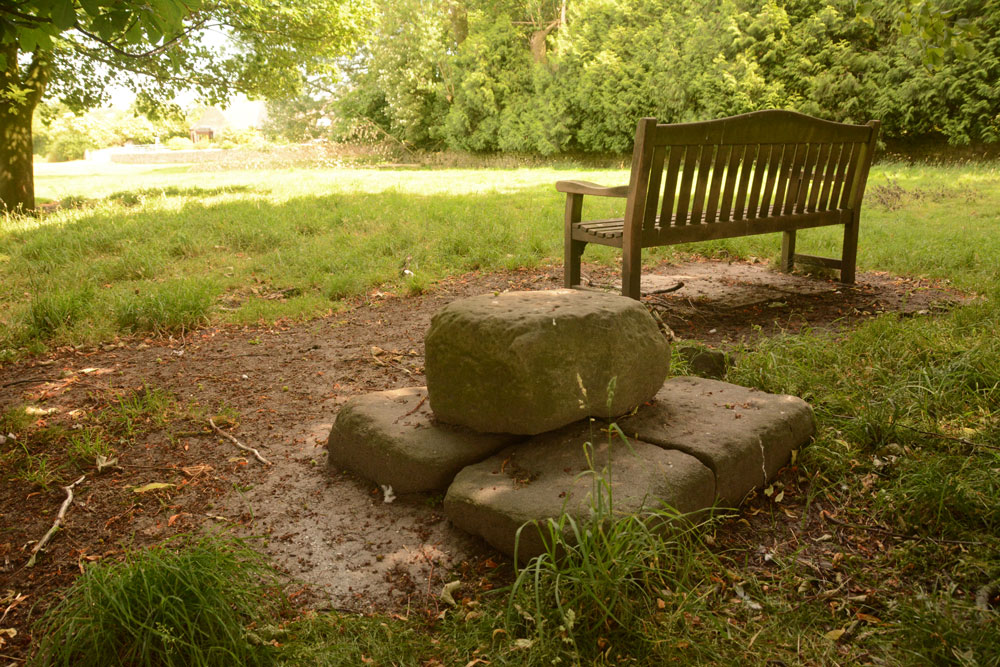 Click for the gallery page to add comments and vote (PID:183304) Cleatlam Wayside Cross