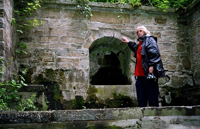 Click for the gallery page to add comments and vote (PID:10832) St Cuthbert's Well (County Durham)