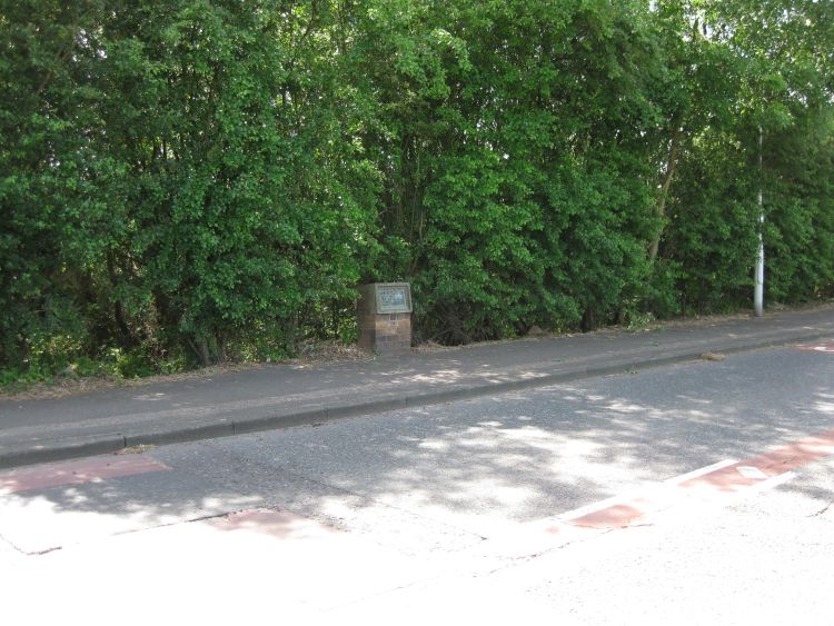 Click for full size image of St Chad's Well (Chadwell Heath) (PID:89827) St Chad's Well (Chadwell Heath)