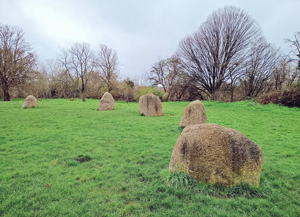 Click for full size image of Hilly Fields Stone Circle (PID:270537) Hilly Fields Stone Circle