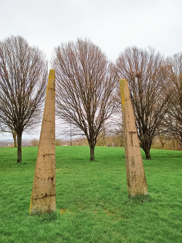Click for full size image of Hilly Fields Stone Circle (PID:270539) Hilly Fields Stone Circle