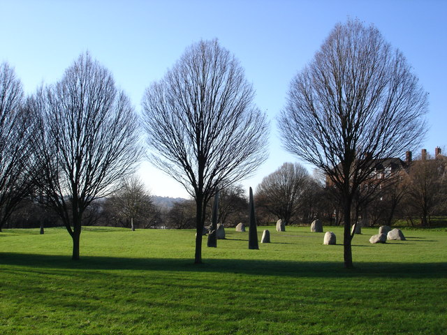 Click for full size image of Hilly Fields Stone Circle (PID:57277) Hilly Fields Stone Circle